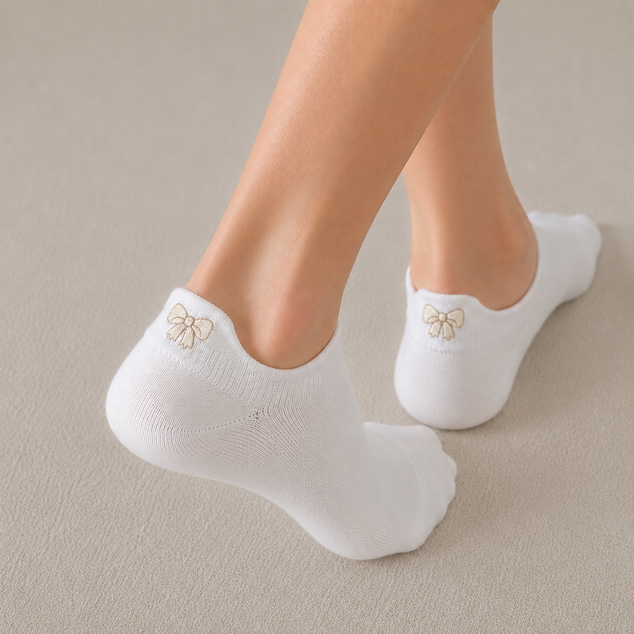 Embroidered Bowtie Socks